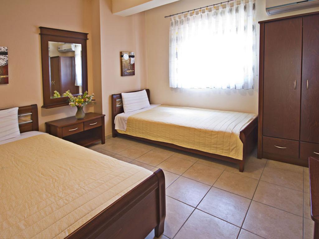 Ikaros Apartments Paralía Стая снимка