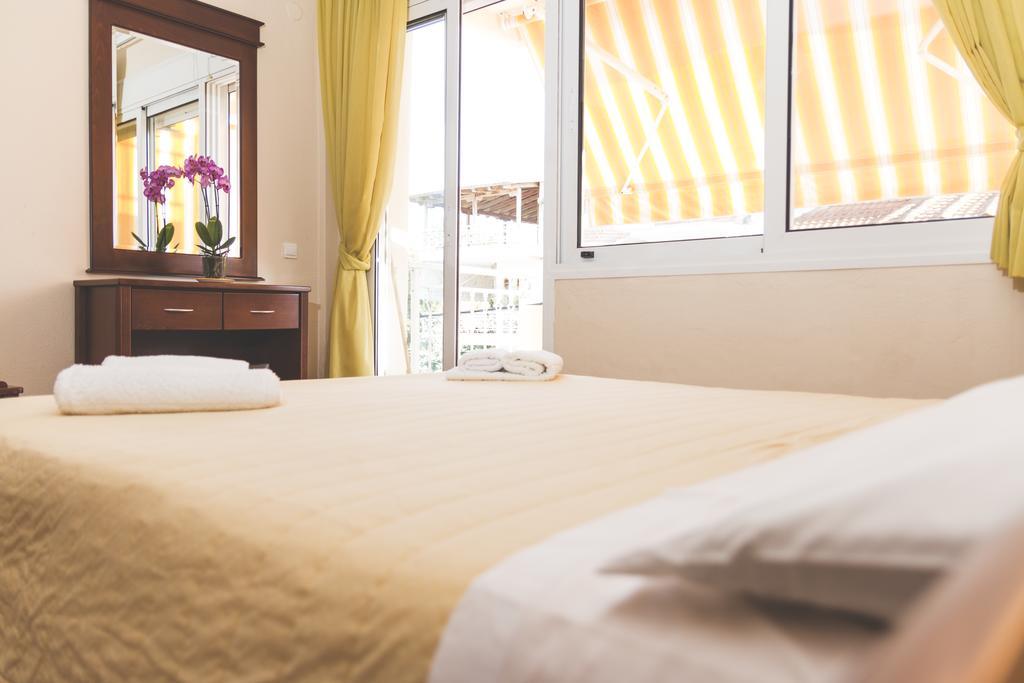 Ikaros Apartments Paralía Екстериор снимка